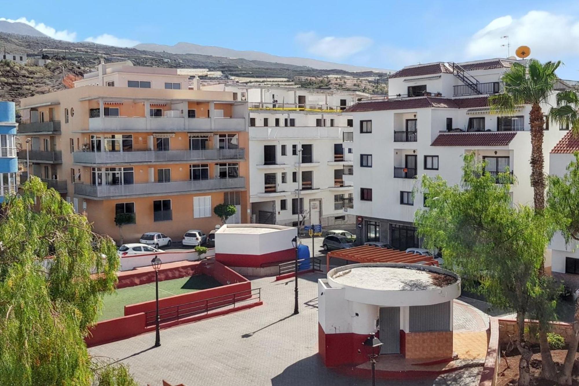 Bright Apartment In Puerto De Santiago 65 M² Terrace エクステリア 写真